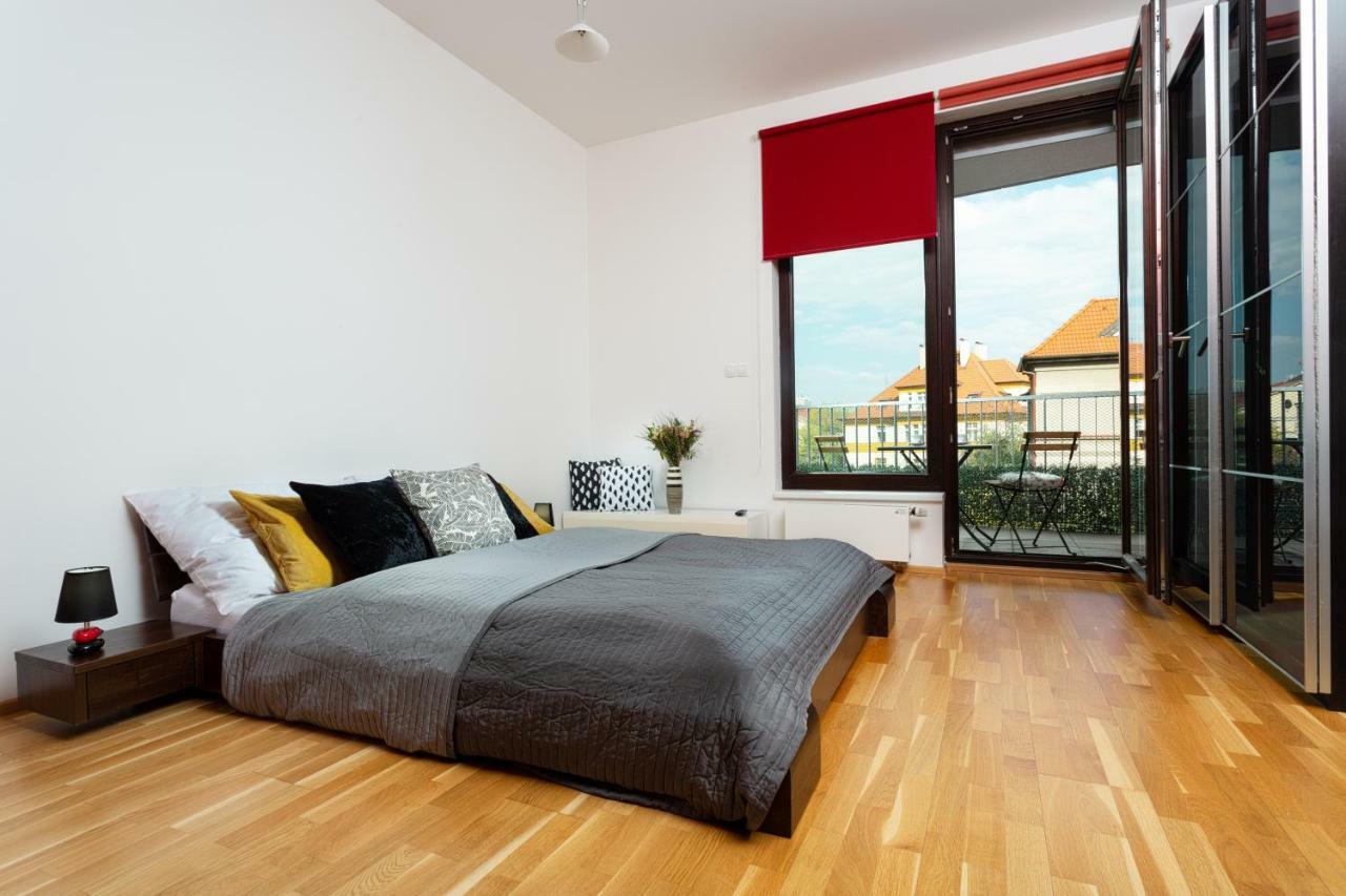 Prague Days - Family 2Bdr Apt - Garage Parking - Balcony Exteriör bild